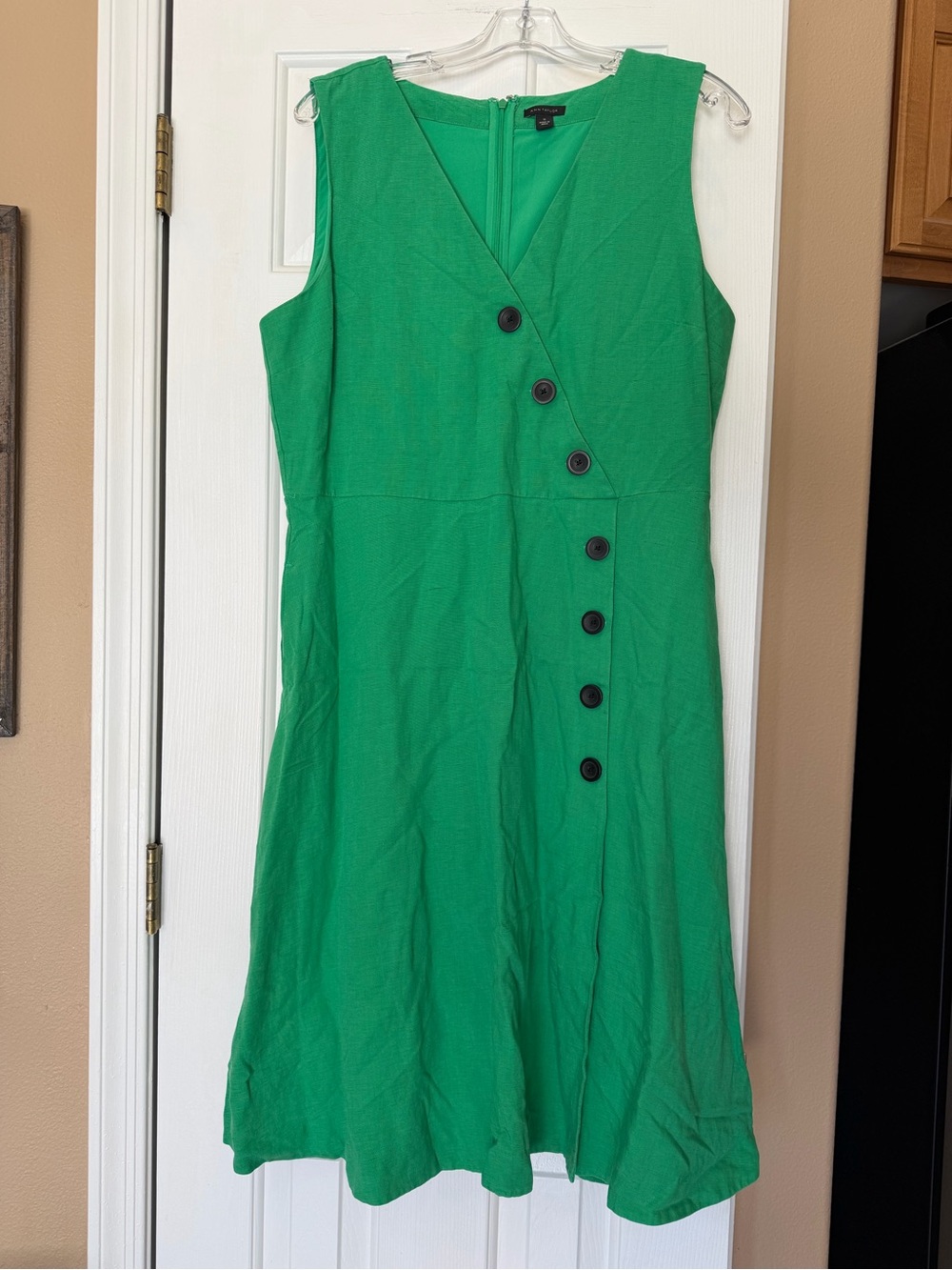 Ann Taylor Side Button Linen Blend  Dress Green Size 12 Sleeveless V-neck Office